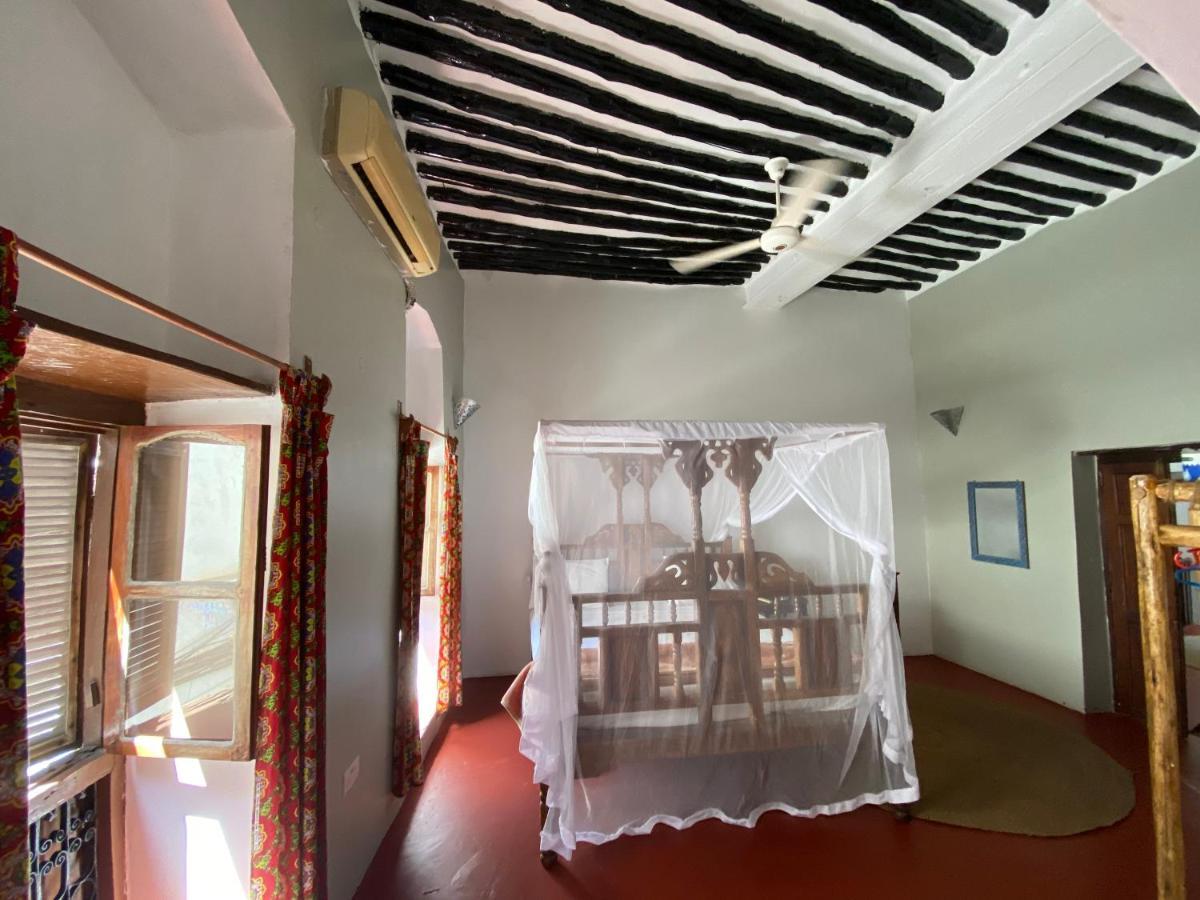 Stone Town Sea View Hotel Zanzibar Екстериор снимка