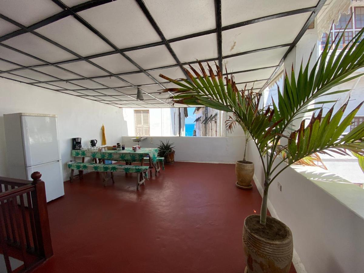 Stone Town Sea View Hotel Zanzibar Екстериор снимка