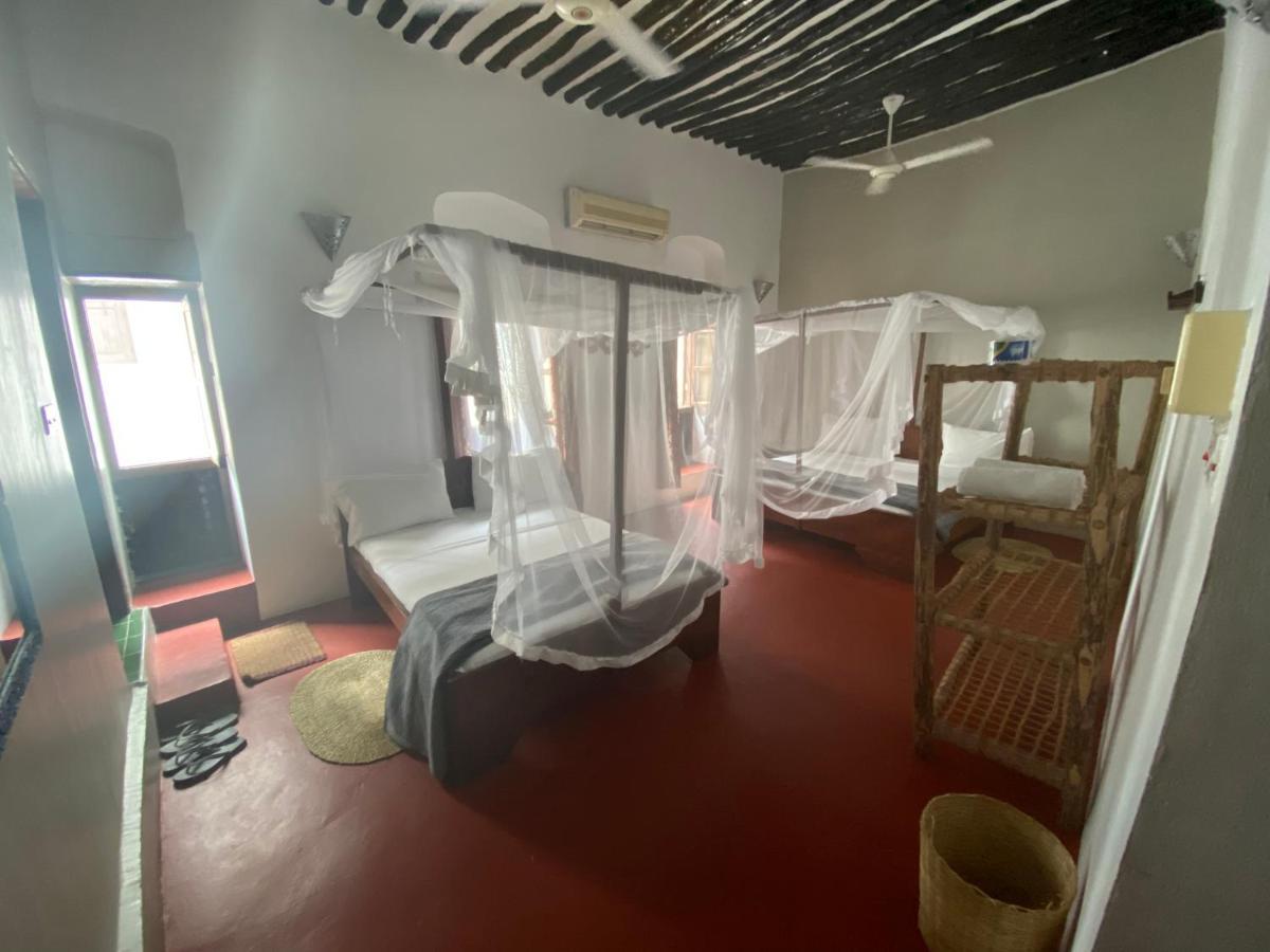 Stone Town Sea View Hotel Zanzibar Екстериор снимка